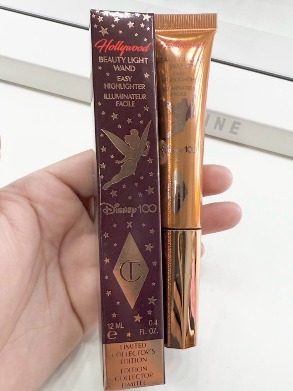 Charlotte Tilbury Limited Edition Beauty Light Wand Spotlight Highlighter